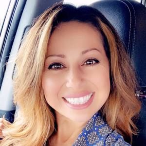 Meet your Posher, Melissa